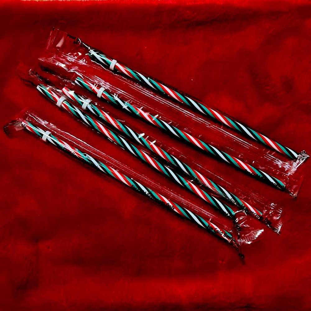 5 Starbucks Holiday Straws. New in wrappers